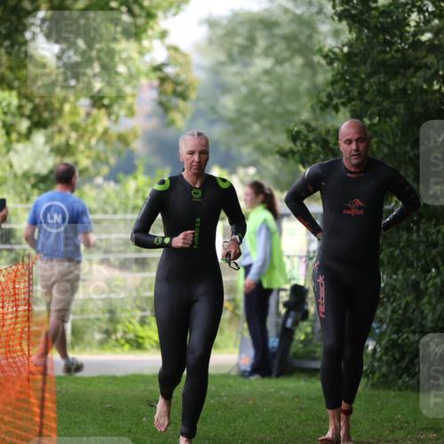 15.06.2025 - 7 Türme Triathlon Michael Strokosch http://msf.ph/oto/7929120 15.06.2025 09:27:56 Schwimmen 129, 131 meine-sportfotos.de