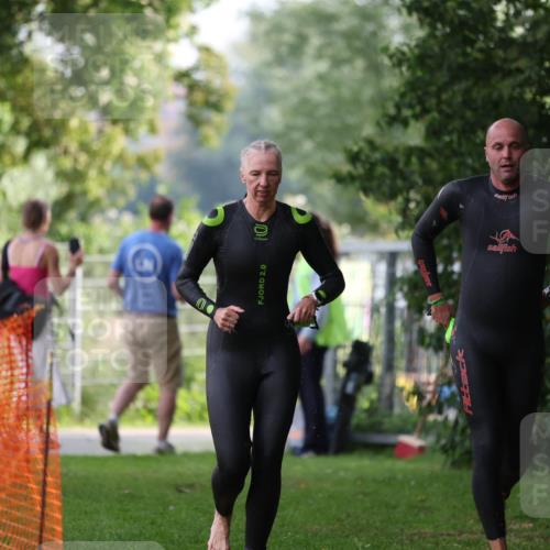 15.06.2025 - 7 Türme Triathlon Michael Strokosch http://msf.ph/oto/7929123 15.06.2025 09:27:57 Schwimmen 129, 131 meine-sportfotos.de