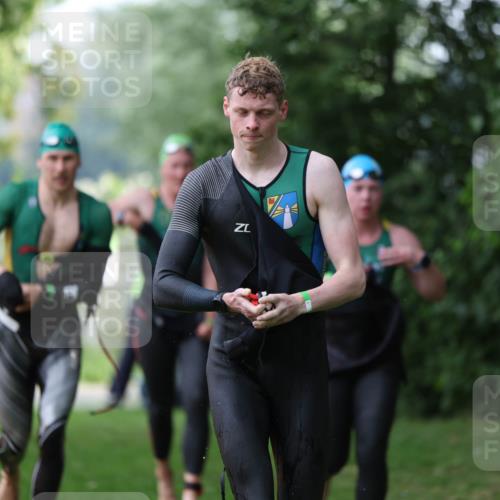 15.06.2025 - 7 Türme Triathlon Michael Strokosch http://msf.ph/oto/7929175 15.06.2025 09:30:06 Schwimmen 149, 150, 151, 152, 153 meine-sportfotos.de