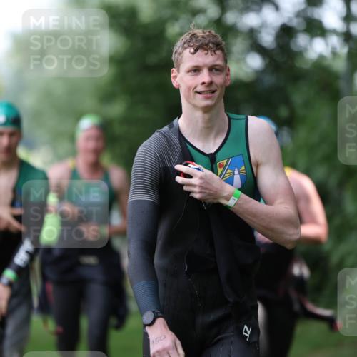 15.06.2025 - 7 Türme Triathlon Michael Strokosch http://msf.ph/oto/7929179 15.06.2025 09:30:07 Schwimmen 149, 150, 151, 152, 153 meine-sportfotos.de