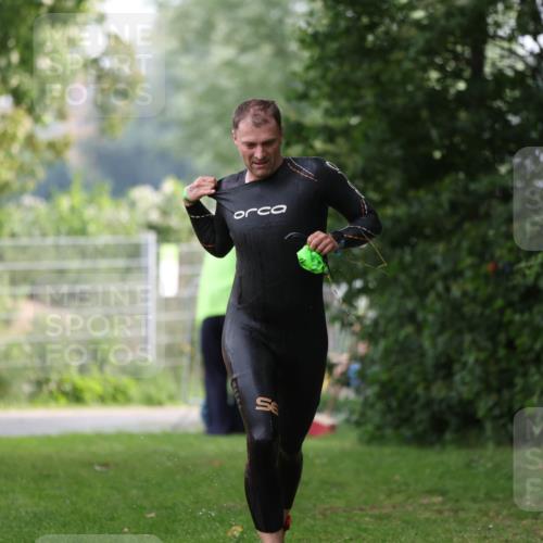 15.06.2025 - 7 Türme Triathlon Michael Strokosch http://msf.ph/oto/7929189 15.06.2025 09:30:50 Schwimmen 21, 22, 23, 24, 25, 156 meine-sportfotos.de