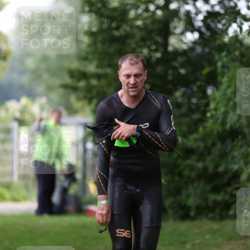 15.06.2025 - 7 Türme Triathlon Michael Strokosch http://msf.ph/oto/7929193 15.06.2025 09:30:51 Schwimmen 21, 22, 23, 24, 25, 156 meine-sportfotos.de