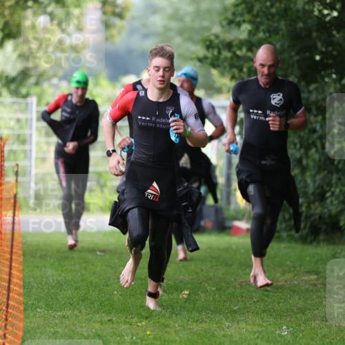 15.06.2025 - 7 Türme Triathlon Michael Strokosch http://msf.ph/oto/7929202 15.06.2025 09:30:58 Schwimmen 21, 22, 23, 24, 25, 156 meine-sportfotos.de