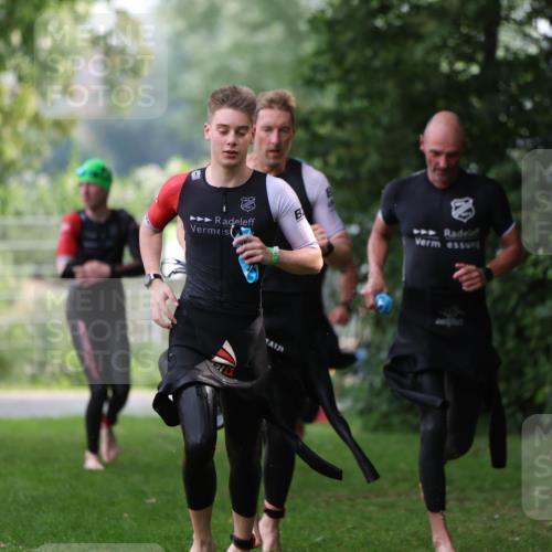 15.06.2025 - 7 Türme Triathlon Michael Strokosch http://msf.ph/oto/7929206 15.06.2025 09:30:58 Schwimmen 21, 22, 23, 24, 25, 156 meine-sportfotos.de