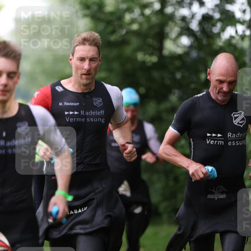 15.06.2025 - 7 Türme Triathlon Michael Strokosch http://msf.ph/oto/7929211 15.06.2025 09:31:00 Schwimmen 21, 22, 23, 24, 25, 156 meine-sportfotos.de