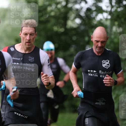 15.06.2025 - 7 Türme Triathlon Michael Strokosch http://msf.ph/oto/7929212 15.06.2025 09:31:00 Schwimmen 21, 22, 23, 24, 25, 156 meine-sportfotos.de