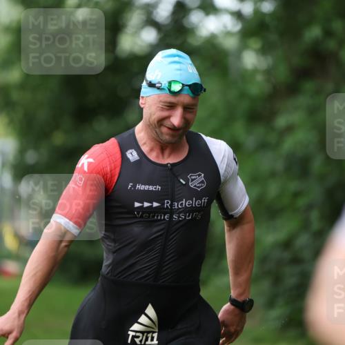 15.06.2025 - 7 Türme Triathlon Michael Strokosch http://msf.ph/oto/7929218 15.06.2025 09:31:02 Schwimmen 21, 22, 23, 24, 25 meine-sportfotos.de