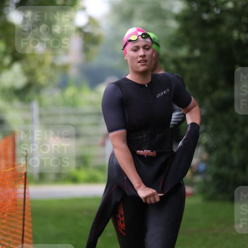 15.06.2025 - 7 Türme Triathlon Michael Strokosch http://msf.ph/oto/7929229 15.06.2025 09:32:02 Schwimmen 130, 133, 134, 135 meine-sportfotos.de