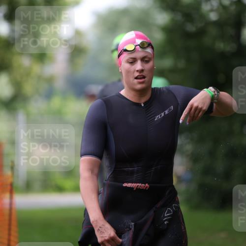 15.06.2025 - 7 Türme Triathlon Michael Strokosch http://msf.ph/oto/7929232 15.06.2025 09:32:03 Schwimmen 130, 133, 134, 135 meine-sportfotos.de