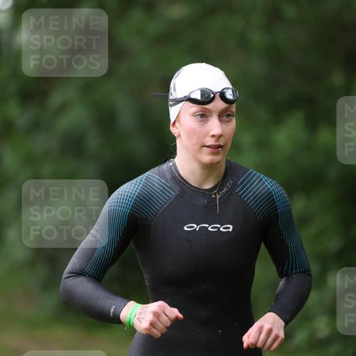 15.06.2025 - 7 Türme Triathlon Michael Strokosch http://msf.ph/oto/7929274 15.06.2025 09:33:47 Schwimmen 126, 139, 140 meine-sportfotos.de