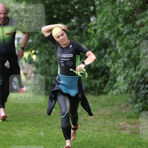 15.06.2025 - 7 Türme Triathlon Michael Strokosch http://msf.ph/oto/7929289 15.06.2025 09:34:14 Schwimmen 145, 146, 147, 148 meine-sportfotos.de