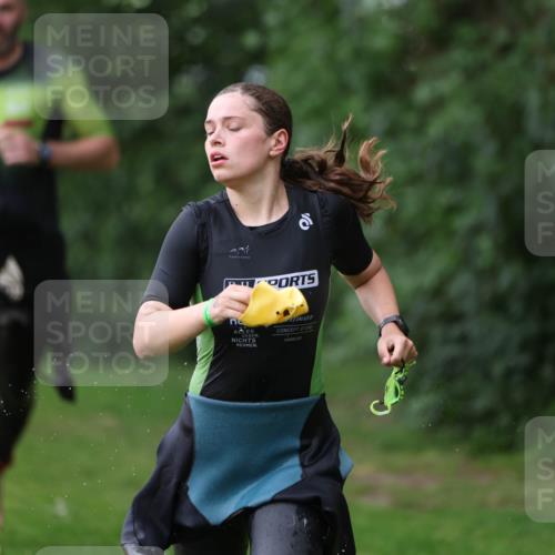 15.06.2025 - 7 Türme Triathlon Michael Strokosch http://msf.ph/oto/7929295 15.06.2025 09:34:15 Schwimmen 145, 146, 147, 148 meine-sportfotos.de