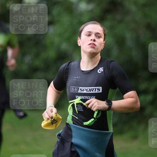 15.06.2025 - 7 Türme Triathlon Michael Strokosch http://msf.ph/oto/7929297 15.06.2025 09:34:16 Schwimmen 145, 146, 147, 148 meine-sportfotos.de