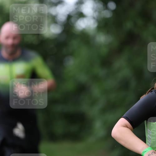 15.06.2025 - 7 Türme Triathlon Michael Strokosch http://msf.ph/oto/7929298 15.06.2025 09:34:16 Schwimmen 145, 146, 147, 148 meine-sportfotos.de