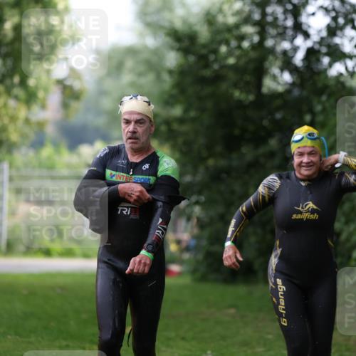 15.06.2025 - 7 Türme Triathlon Michael Strokosch http://msf.ph/oto/7929314 15.06.2025 09:34:27 Schwimmen 137, 138, 145, 146 meine-sportfotos.de