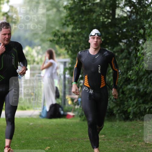 15.06.2025 - 7 Türme Triathlon Michael Strokosch http://msf.ph/oto/7929329 15.06.2025 09:34:40 Schwimmen 137, 138, 145, 146 meine-sportfotos.de