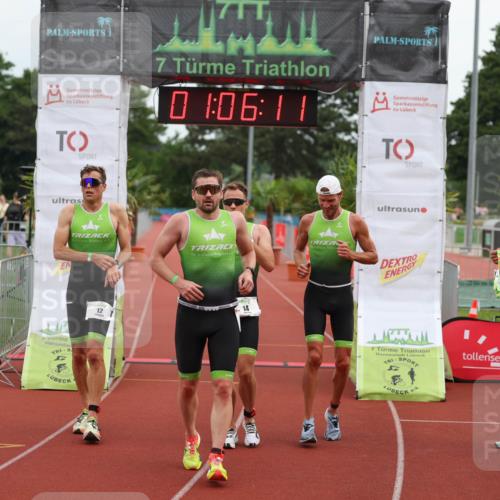 15.06.2025 - 7 Türme Triathlon Michael Strokosch http://msf.ph/oto/7929384 15.06.2025 10:06:12 Ziel 11, 12, 13, 14 meine-sportfotos.de