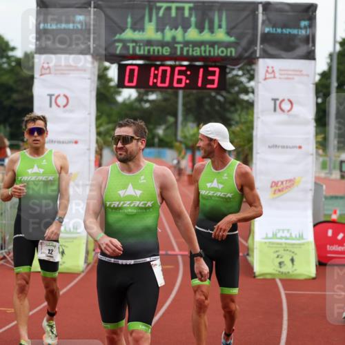 15.06.2025 - 7 Türme Triathlon Michael Strokosch http://msf.ph/oto/7929390 15.06.2025 10:06:13 Ziel 11, 12, 13, 14 meine-sportfotos.de