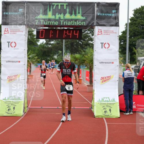 15.06.2025 - 7 Türme Triathlon Michael Strokosch http://msf.ph/oto/7929400 15.06.2025 10:11:45 Ziel 32, 35 meine-sportfotos.de