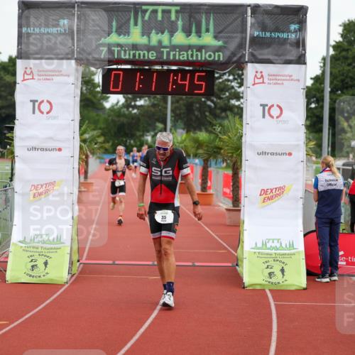 15.06.2025 - 7 Türme Triathlon Michael Strokosch http://msf.ph/oto/7929401 15.06.2025 10:11:45 Ziel 32, 35 meine-sportfotos.de