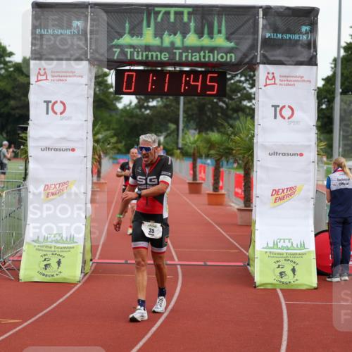 15.06.2025 - 7 Türme Triathlon Michael Strokosch http://msf.ph/oto/7929404 15.06.2025 10:11:46 Ziel 32, 35 meine-sportfotos.de