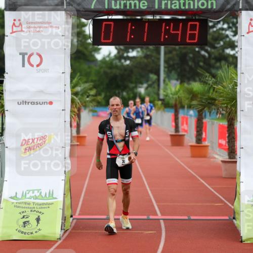 15.06.2025 - 7 Türme Triathlon Michael Strokosch http://msf.ph/oto/7929407 15.06.2025 10:11:49 Ziel 32, 35 meine-sportfotos.de