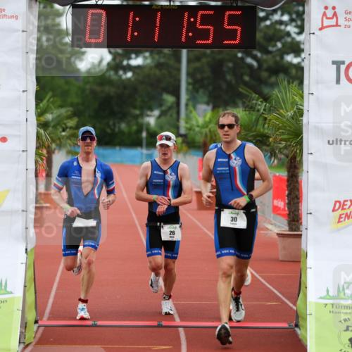 15.06.2025 - 7 Türme Triathlon Michael Strokosch http://msf.ph/oto/7929423 15.06.2025 10:11:56 Ziel 26, 27, 29, 30 meine-sportfotos.de