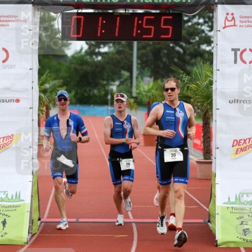 15.06.2025 - 7 Türme Triathlon Michael Strokosch http://msf.ph/oto/7929424 15.06.2025 10:11:56 Ziel 26, 27, 29, 30 meine-sportfotos.de