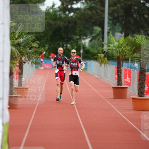 15.06.2025 - 7 Türme Triathlon Michael Strokosch http://msf.ph/oto/7929434 15.06.2025 10:12:53 Ziel 33, 34 meine-sportfotos.de