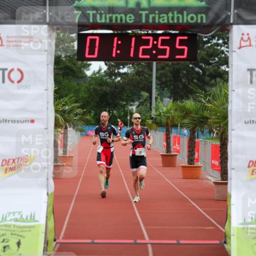 15.06.2025 - 7 Türme Triathlon Michael Strokosch http://msf.ph/oto/7929438 15.06.2025 10:12:56 Ziel 33, 34 meine-sportfotos.de