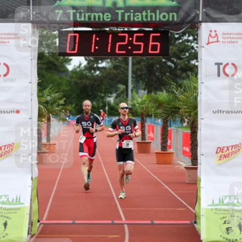 15.06.2025 - 7 Türme Triathlon Michael Strokosch http://msf.ph/oto/7929439 15.06.2025 10:12:56 Ziel 33, 34 meine-sportfotos.de