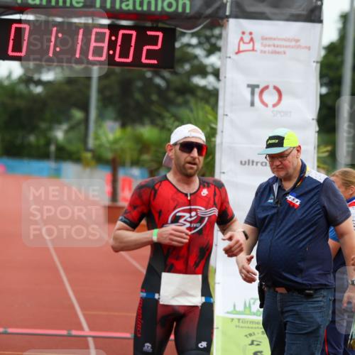 15.06.2025 - 7 Türme Triathlon Michael Strokosch http://msf.ph/oto/7929623 15.06.2025 10:18:03 Ziel 6 meine-sportfotos.de