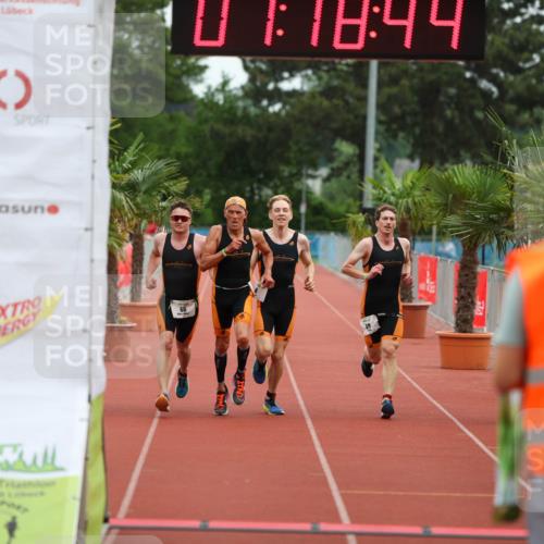 15.06.2025 - 7 Türme Triathlon Michael Strokosch http://msf.ph/oto/7929629 15.06.2025 10:18:45 Ziel 66, 67, 68, 69 meine-sportfotos.de