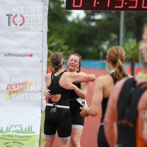 15.06.2025 - 7 Türme Triathlon Michael Strokosch http://msf.ph/oto/7929642 15.06.2025 10:19:51 Ziel 98 meine-sportfotos.de