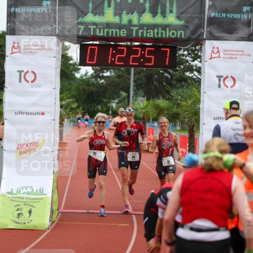 15.06.2025 - 7 Türme Triathlon Michael Strokosch http://msf.ph/oto/7929686 15.06.2025 10:22:58 Ziel 74, 89, 90, 91, 108 meine-sportfotos.de