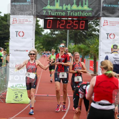 15.06.2025 - 7 Türme Triathlon Michael Strokosch http://msf.ph/oto/7929692 15.06.2025 10:22:59 Ziel 74, 89, 90, 91, 108 meine-sportfotos.de