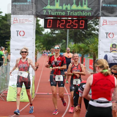 15.06.2025 - 7 Türme Triathlon Michael Strokosch http://msf.ph/oto/7929693 15.06.2025 10:22:59 Ziel 74, 89, 90, 91, 108 meine-sportfotos.de
