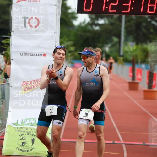 15.06.2025 - 7 Türme Triathlon Michael Strokosch http://msf.ph/oto/7929711 15.06.2025 10:23:19 Ziel 16, 17, 18, 19 meine-sportfotos.de