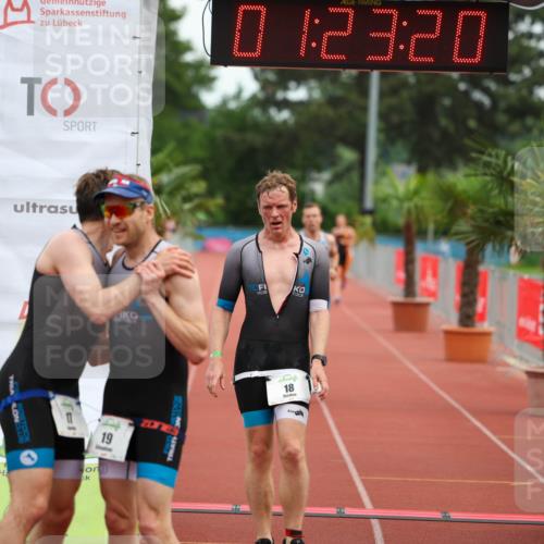 15.06.2025 - 7 Türme Triathlon Michael Strokosch http://msf.ph/oto/7929715 15.06.2025 10:23:20 Ziel 16, 17, 18, 19 meine-sportfotos.de