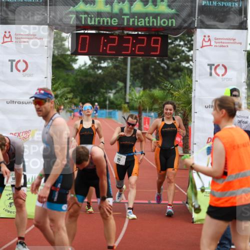 15.06.2025 - 7 Türme Triathlon Michael Strokosch http://msf.ph/oto/7929733 15.06.2025 10:23:30 Ziel 16, 93, 95, 96 meine-sportfotos.de