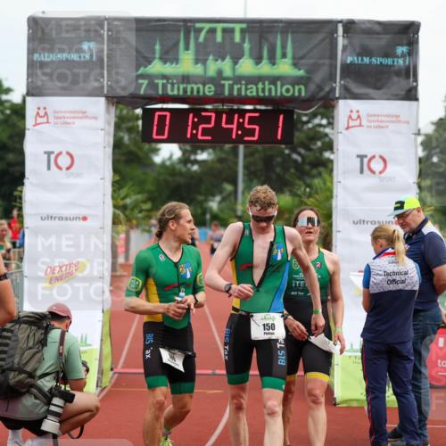 15.06.2025 - 7 Türme Triathlon Michael Strokosch http://msf.ph/oto/7929776 15.06.2025 10:24:51 Ziel 149, 150, 151 meine-sportfotos.de