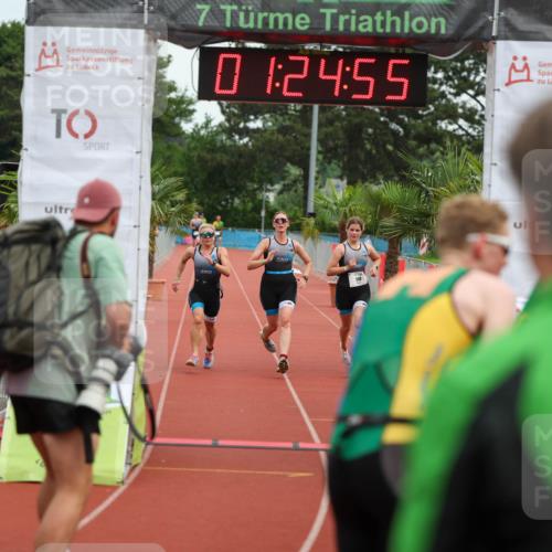 15.06.2025 - 7 Türme Triathlon Michael Strokosch http://msf.ph/oto/7929779 15.06.2025 10:24:55 Ziel 109, 110, 111, 149, 150, 151 meine-sportfotos.de
