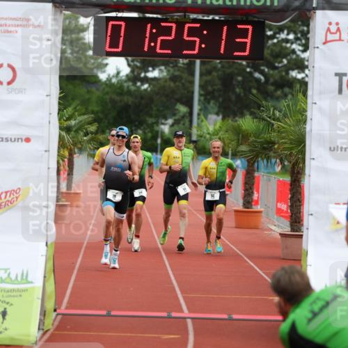 15.06.2025 - 7 Türme Triathlon Michael Strokosch http://msf.ph/oto/7929788 15.06.2025 10:25:14 Ziel 20, 51, 52, 53, 54 meine-sportfotos.de