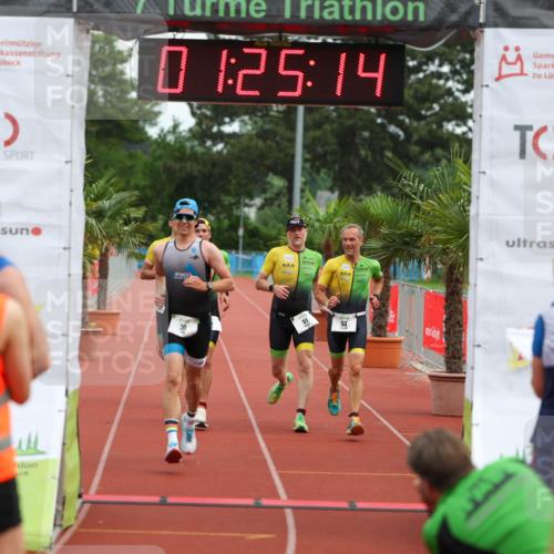 15.06.2025 - 7 Türme Triathlon Michael Strokosch http://msf.ph/oto/7929790 15.06.2025 10:25:15 Ziel 20, 51, 52, 53, 54 meine-sportfotos.de