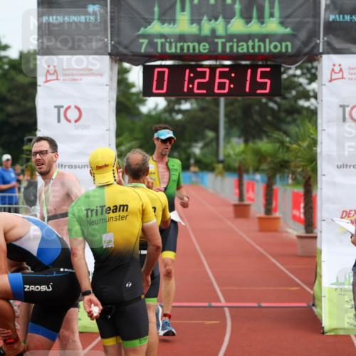 15.06.2025 - 7 Türme Triathlon Michael Strokosch http://msf.ph/oto/7929797 15.06.2025 10:26:16 Ziel 55 meine-sportfotos.de