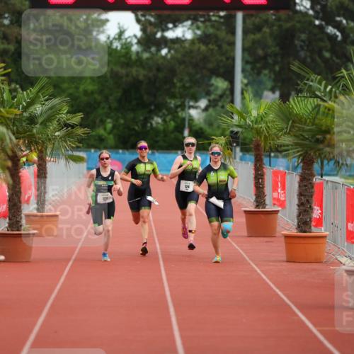 15.06.2025 - 7 Türme Triathlon Michael Strokosch http://msf.ph/oto/7929811 15.06.2025 10:26:43 Ziel 121, 122, 123, 124 meine-sportfotos.de