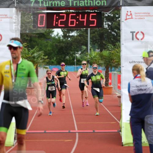 15.06.2025 - 7 Türme Triathlon Michael Strokosch http://msf.ph/oto/7929819 15.06.2025 10:26:45 Ziel 121, 122, 123, 124 meine-sportfotos.de