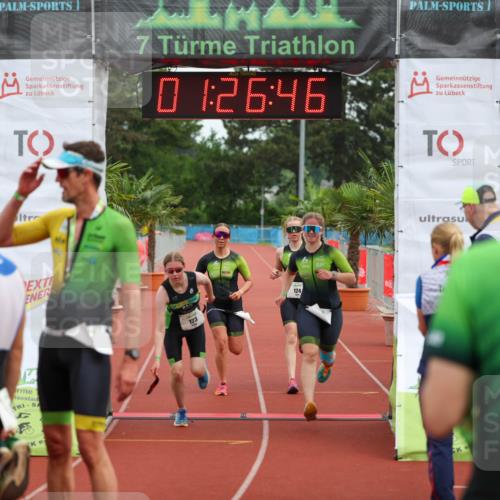 15.06.2025 - 7 Türme Triathlon Michael Strokosch http://msf.ph/oto/7929823 15.06.2025 10:26:46 Ziel 121, 122, 123, 124 meine-sportfotos.de