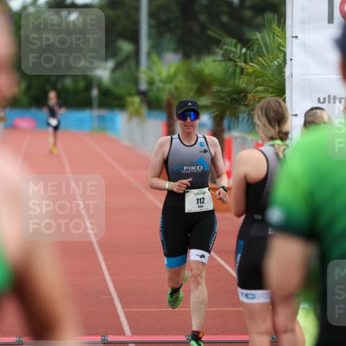 15.06.2025 - 7 Türme Triathlon Michael Strokosch http://msf.ph/oto/7929835 15.06.2025 10:27:25 Ziel 112 meine-sportfotos.de