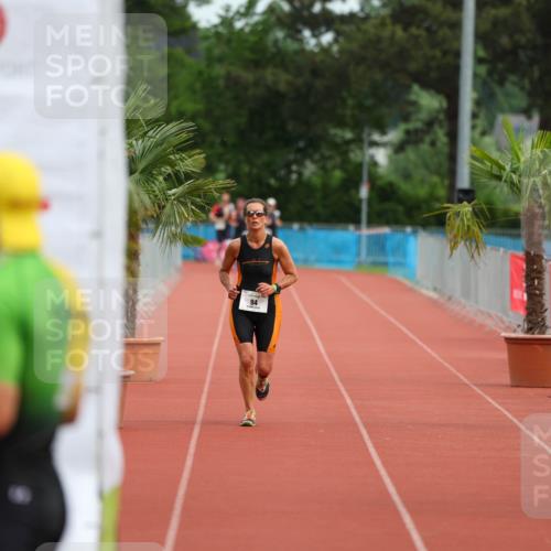 15.06.2025 - 7 Türme Triathlon Michael Strokosch http://msf.ph/oto/7929849 15.06.2025 10:28:20 Ziel  meine-sportfotos.de